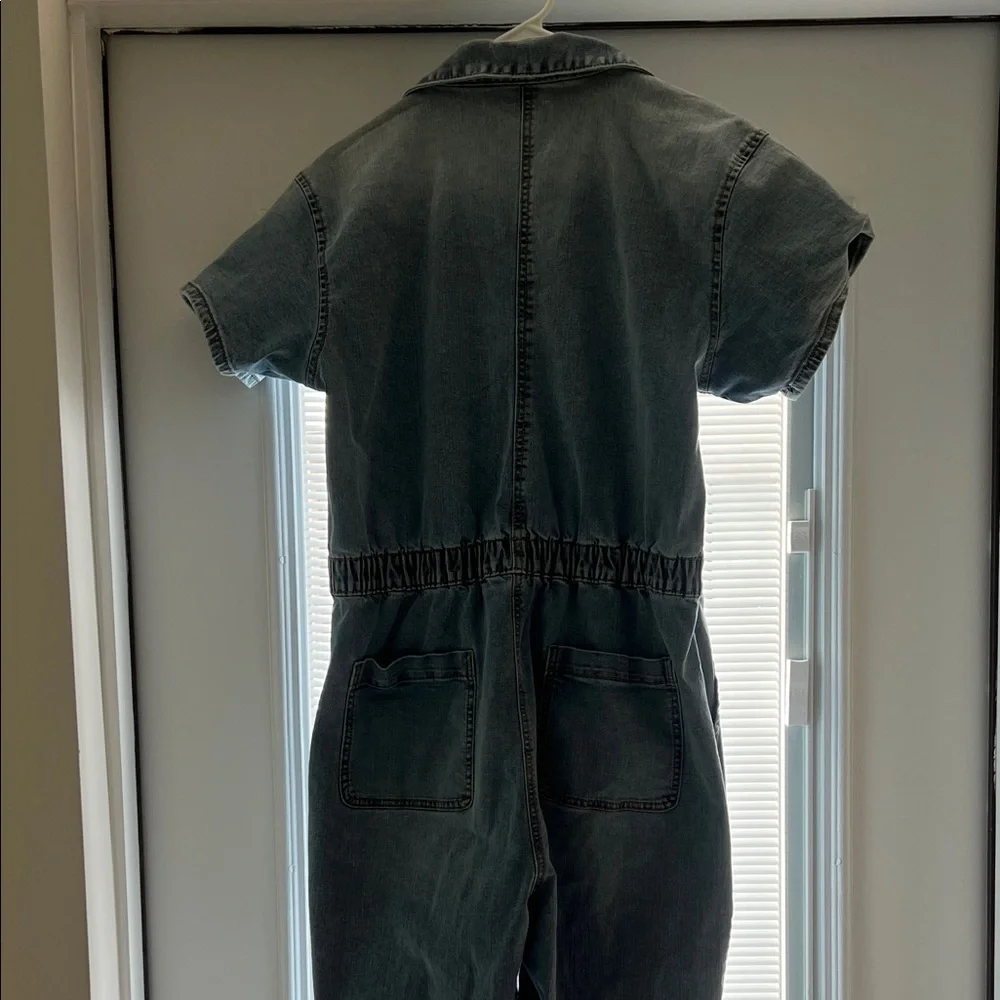 Denim Short Sleeve Jumpsuit | Celebrity Pink - Picture 2 of 6